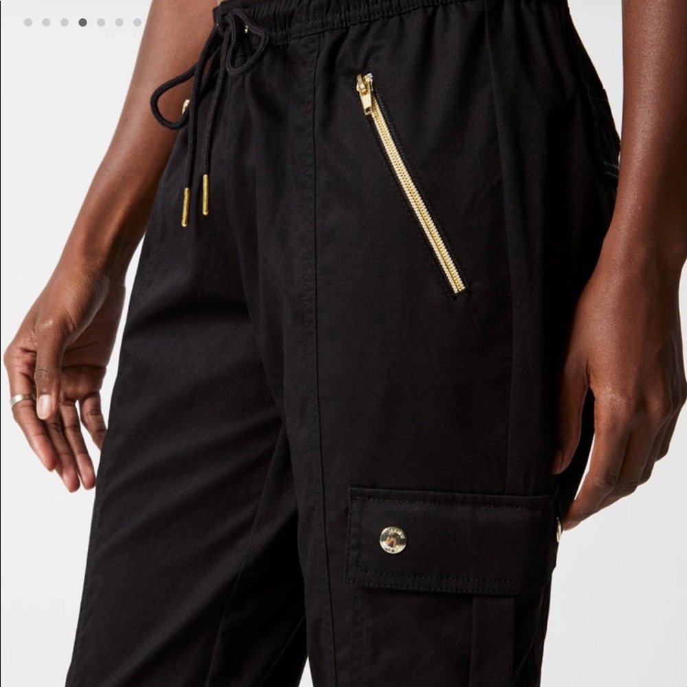 Jaanuu scrub bottoms